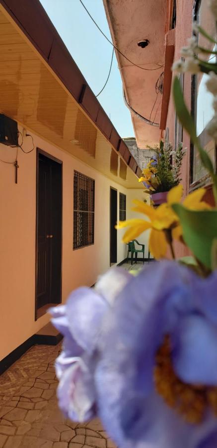 Judys Home - Bed And Breakfast Retalhuleu Luaran gambar