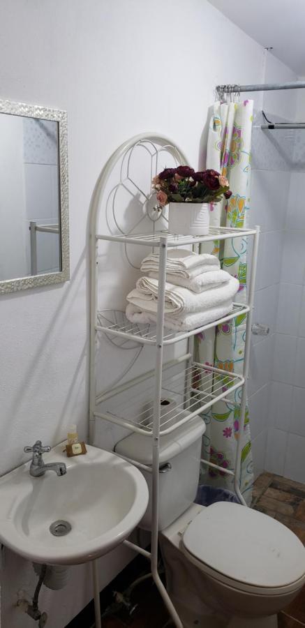 Judys Home - Bed And Breakfast Retalhuleu Luaran gambar